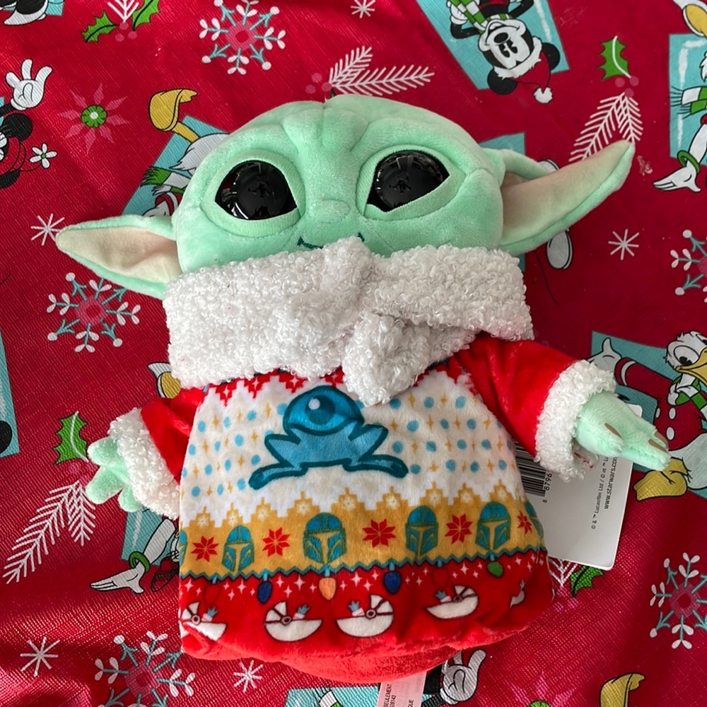 Grogu/ Baby Yoda Holiday Plushie (RARE)